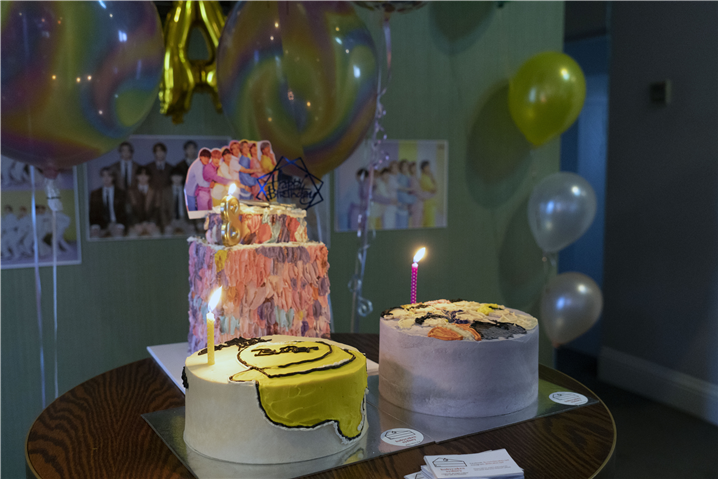 BTS 데뷔 8주년 축하 케이크