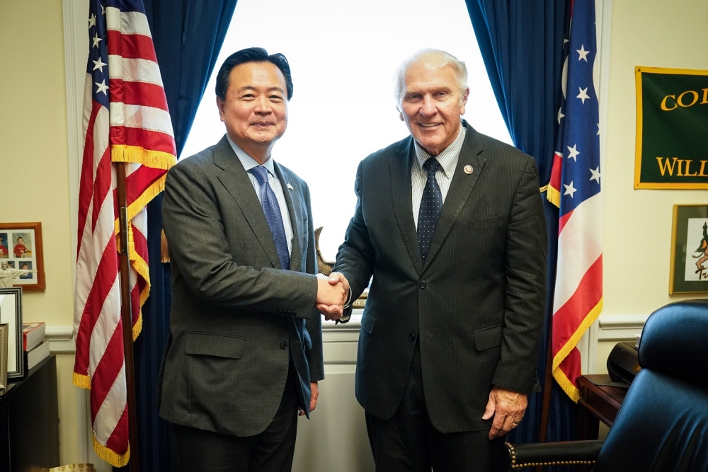 스티브 샤벗(Steve Chabot) 미국 하원 외무위원회 아시아·태평양·중앙아시아·비확산 소위원회 간사 및 지미 고메즈(Jimmy Gomez) 하원의원(세입위)과 각각 면담