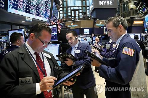 뉴욕증시 S&P 사상 최고치…다우 0.44% 상승 마감