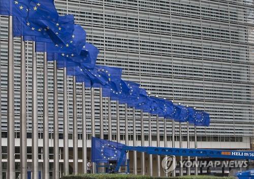 EU, 중국 시장경제지위 조건부 인정 방침…철강생산감축 등 연계