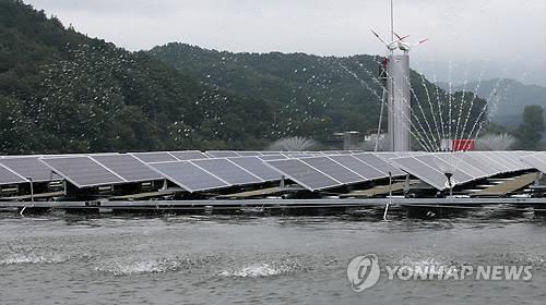 경기도 저수지 70곳에 태양광발전…9만3천 가구 전력 공급
