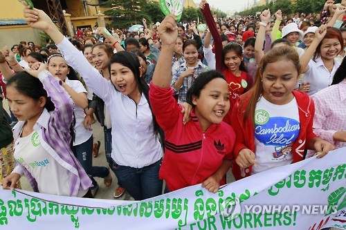 베트남 등 동남아 최저임금 속속 인상…저임금 매력 감소