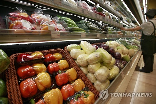 소비자물가 상승률 5개월만에 1%대 회복…채소가격 '껑충'(종합)