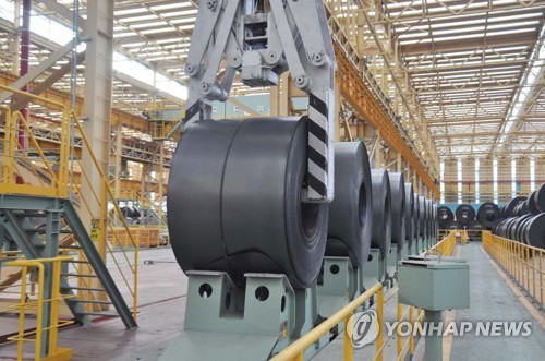 해소되지 않는 세계 철강 공급과잉…韓 수출량 19배가 남아돈다
