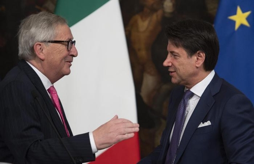 EU수장, 이탈리아 경제에 우려 표명…포퓰리즘 정부는 '콧방귀'